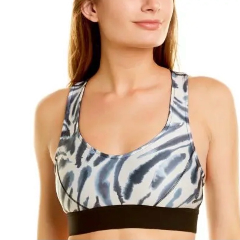 Good American REVERSIBLE Double Knit Sports Bra in Peyote Zebra / Black